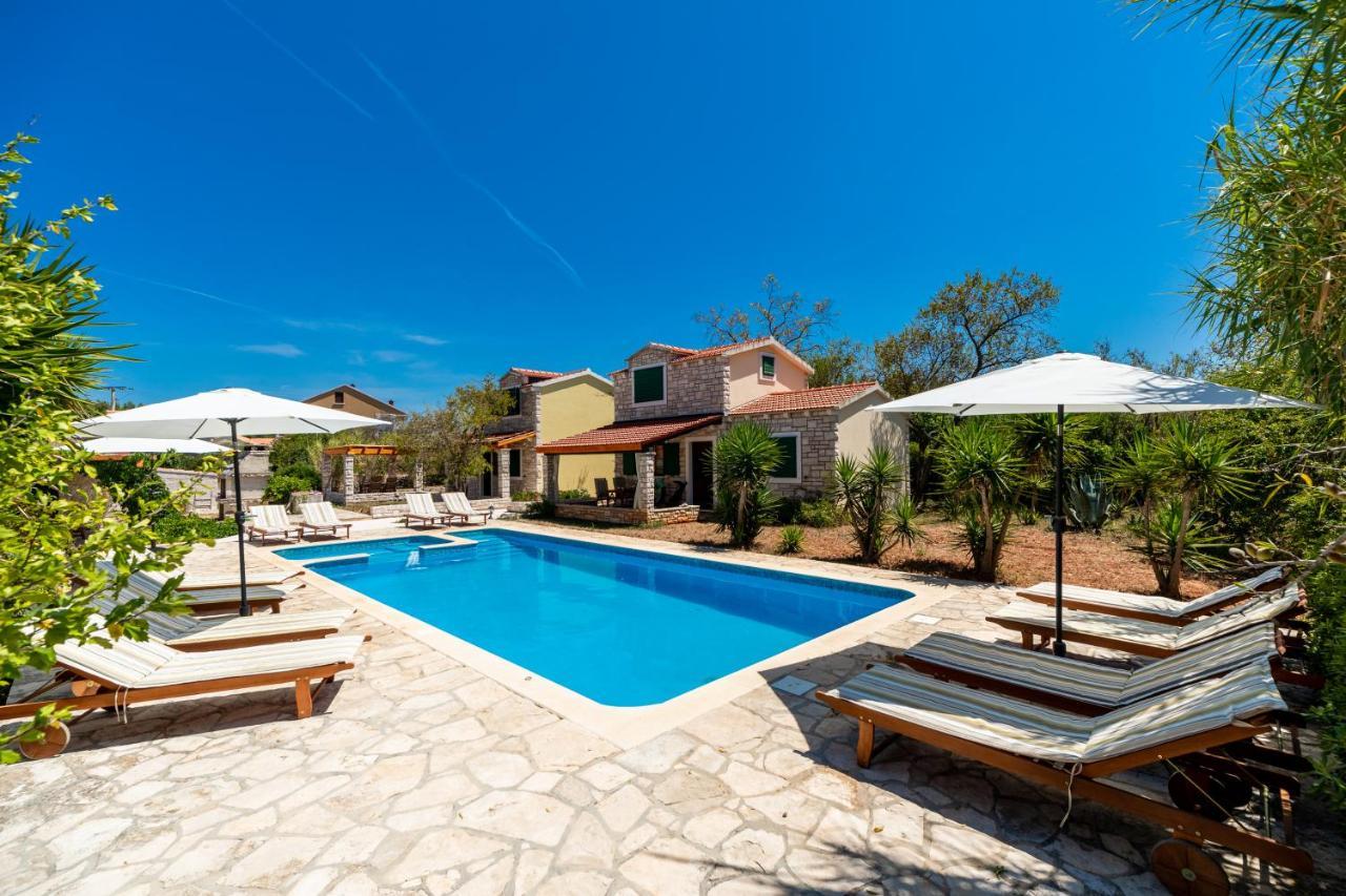 Komun Apartments Vela Luka Zewnętrze zdjęcie