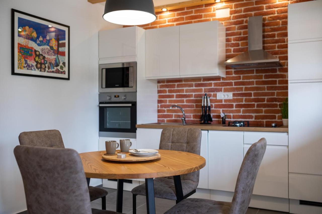 Komun Apartments Vela Luka Zewnętrze zdjęcie