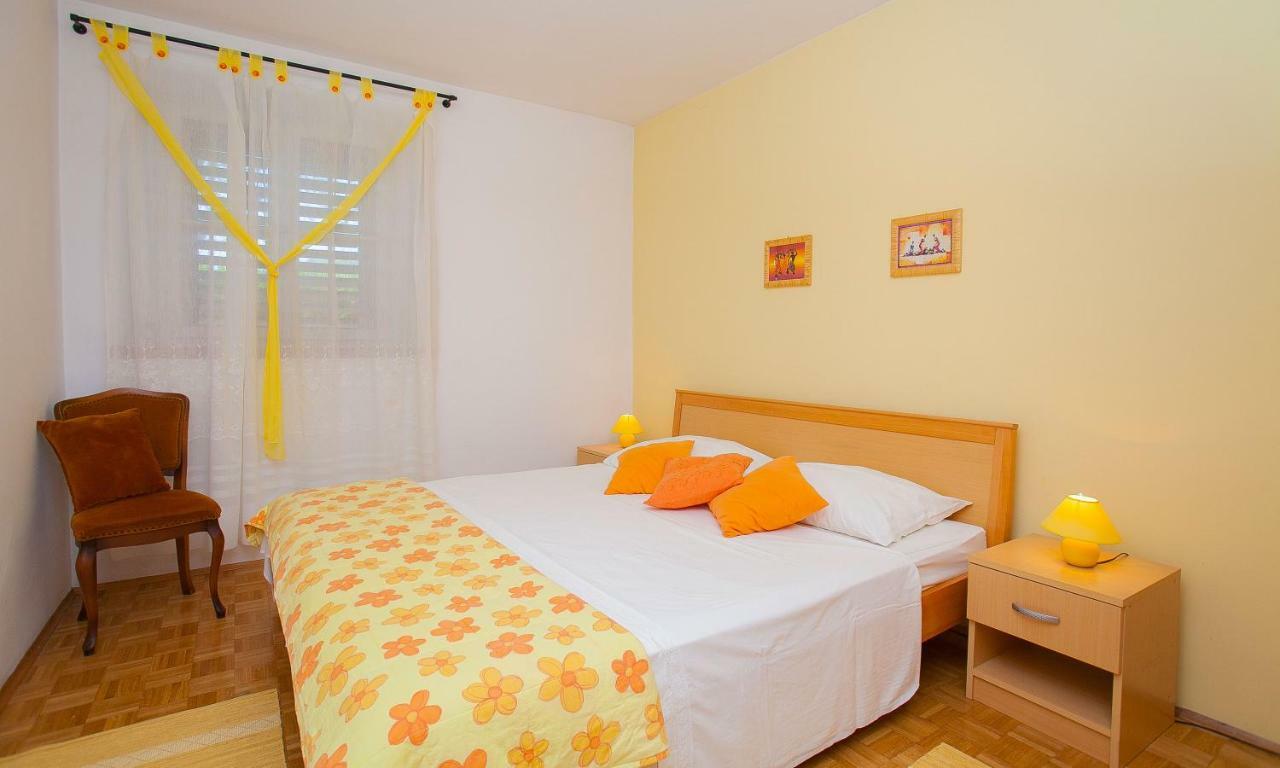 Komun Apartments Vela Luka Zewnętrze zdjęcie