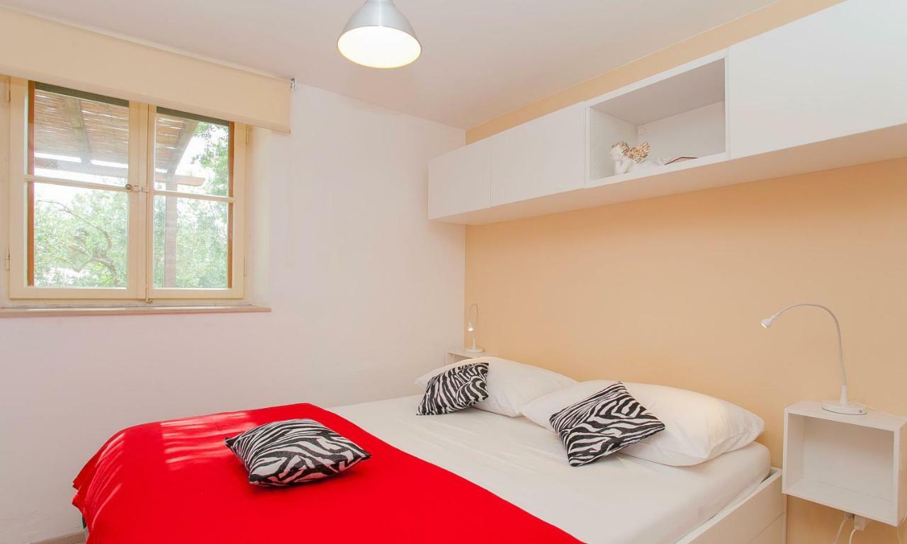 Komun Apartments Vela Luka Zewnętrze zdjęcie