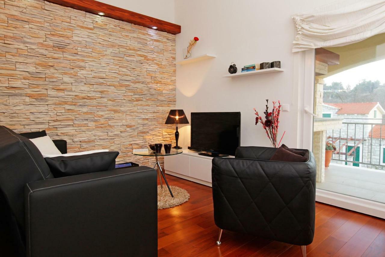 Komun Apartments Vela Luka Zewnętrze zdjęcie